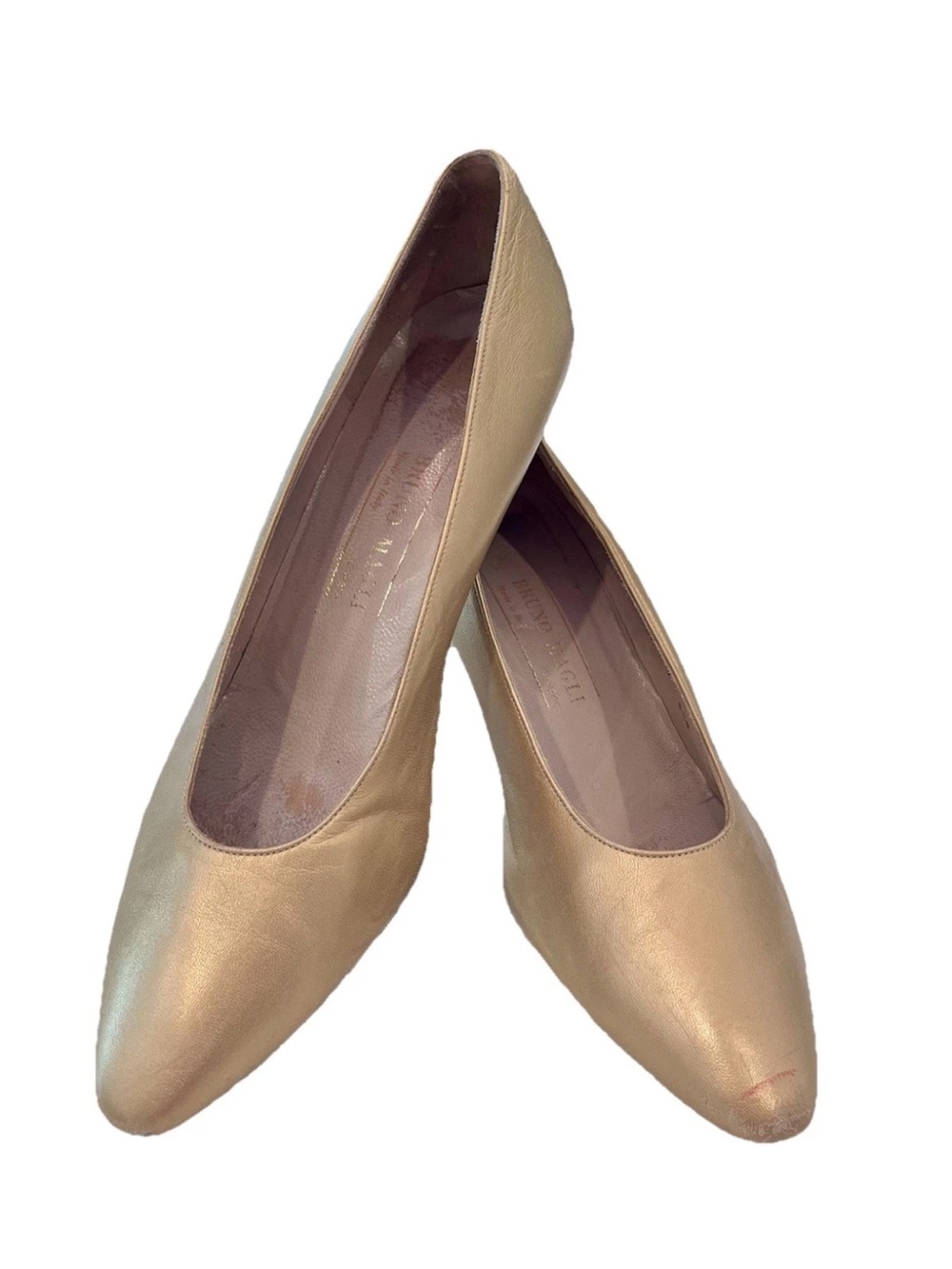 Bruno Magli GOLD Leather Classic Pumps 2” Heels ~ Size 8.5